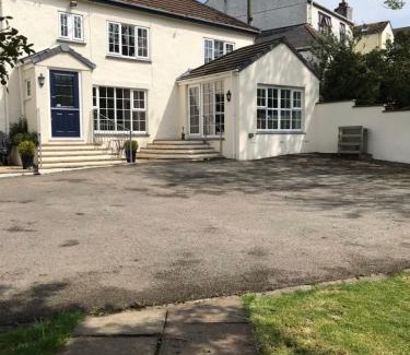Tregony Apartment | Lynwood House Self Contained Studio