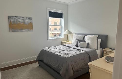 North Center House | Lyons' Den