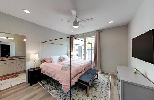 Talbot's Corner House | Lyric at Cleveland Park Lyric Manor