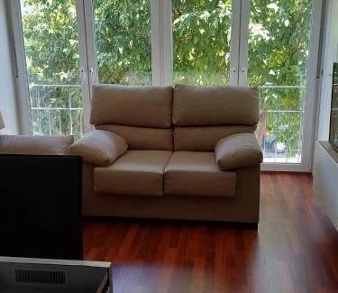 San Jose Obrero Apartment | Lyrioshomes Apartamento Filpo Rojas , Sevilla