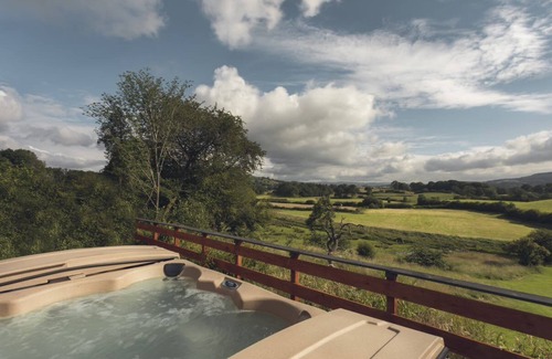 Kendal House | Lyth Valley - X9 Bed Cumbrian Country House