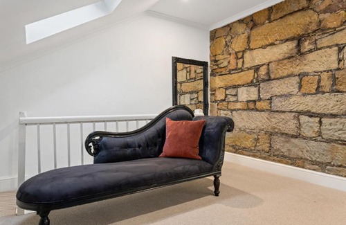 Pontville Bed & Breakfast | Lythgo's Row Colonial Cottages