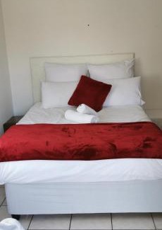 Ethekwini House | Lytton Cresent B&B