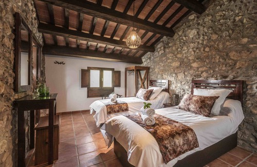Sant Feliu de Pallerols Cottage | Más Campassol - an ecological farmhouse with soul.
