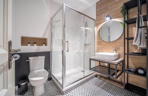 Macon Apartment | Mâcon Cozy/Appartement central 100m²/8 pers