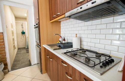 Szeged Apartment | Mérey Harmónia Apartman by Mital