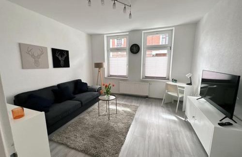 Herne Apartment | Möblierte Erdgeschoss-Wohnung mit Parkplatz in bester Lage des Stadtzentrums Herne, WLAN, Netflix- Super Autobahn-und ÖPNV-Anbindung
