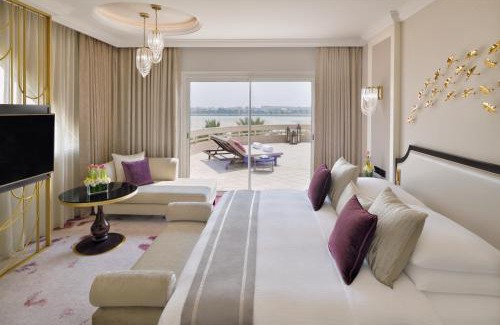 Muharraq Hotel | Mövenpick Hotel Bahrain