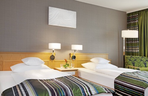 Flughafen Hotel | Mövenpick Hotel Nuernberg Airport