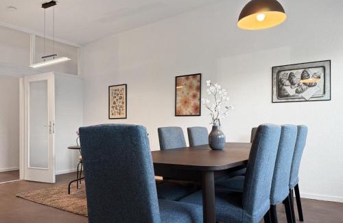 Untersendling Apartment | München Gruppenaufenthalt 4SZ, 16 Pers Games