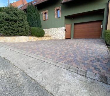 Kozarmisleny Villa | M&D Wellness