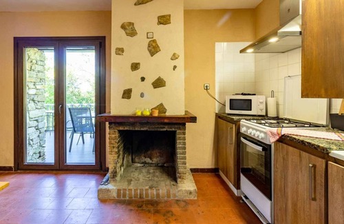 Vallfogona House | M de Puigsec – Charming stone cottage
