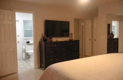 Orlando Ski Chalet | M&H Oasis