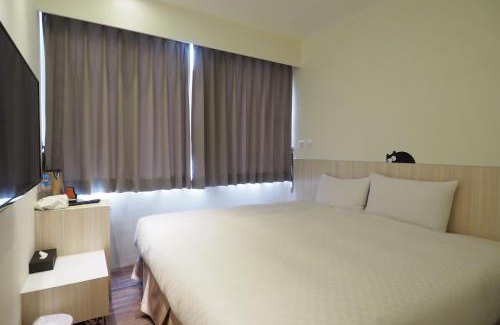 Cianjin District Hotel | M Hotel