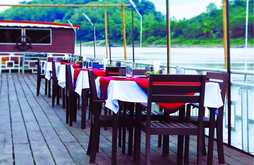 Houaphanh Province Boat Rental | M.K. Spa and Sunset Cruise is the most luxurious Cruise in Luang Prabang, Laos.