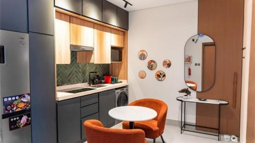Al-Rawdah Apartment | M&M APT Self check-in Not stodio