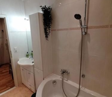 Braunschweig Apartment | M-OASE Business Design I Küche I Parkplatz I Netflix