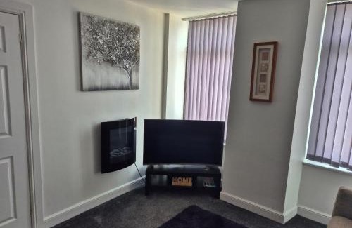 Shotts Apartment | M Rooms 97a at the Brandy Bar