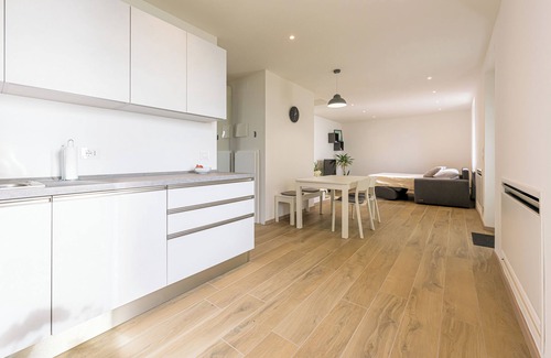 Roiano-Gretta-Barcola-Cologna-Scorcola Apartment | M&S Holiday House - 2 Guests Apartment Sea View
