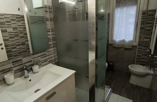 Villa San Giovanni Apartment | M1 Sesto Marelli Holiday Home