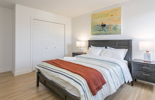 Longueuil House | M316@3 BDR Townhouse,Free Parking,Jacques-Cartier