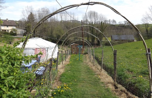 Lanne-en-Baretous House | Maïté Yurt-1 to 6 people-Yurt Camp