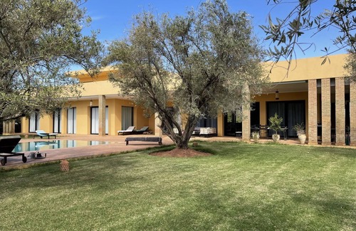 Oulad Hassoune Villa | Villa with heated pool and staff. 8 people, dependency (optional)