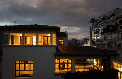 Kerameikos Villa | Ma Maison Downtown Villa N°8, Indoor Heated Pool,20 minutes to Acropolis & Plaka