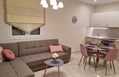 Petaloudes Apartment | Ma Maison Rose