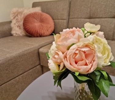 Petaloudes Apartment | Ma Maison Rose