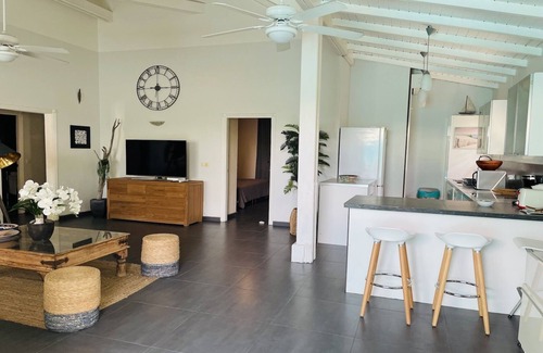 Rambaud Villa | MAGNOLIA, friendly villa just a few steps from Orient Bay beach!