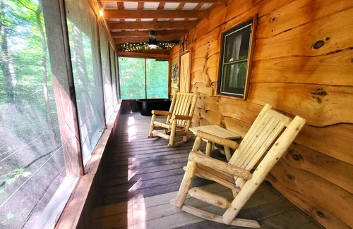Saluda Cabin | Ma & Pa's cabin at Cabin Fever in NC!