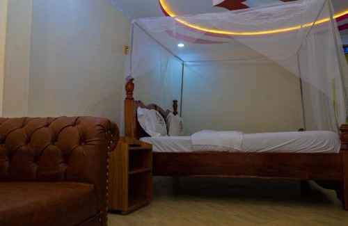 Kutus Hotel | Maanet Gardens Hotel