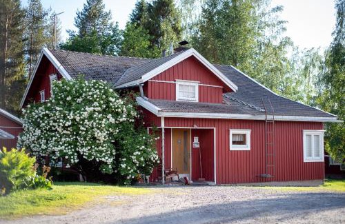 Peraseinajoki House | Maatilamatkailu Ilomäki