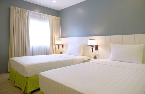 San Remigio Hotel | Maayo San Remigio