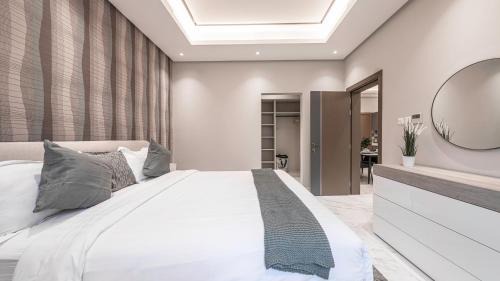 Hera Street Apartment | Mabaat - Alsalama - 513