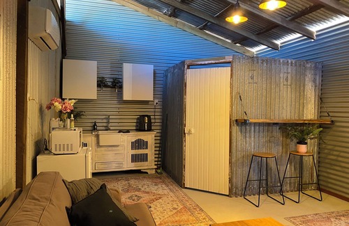Benjinup Cabin | Mabeline farm stay in peaceful country paradise