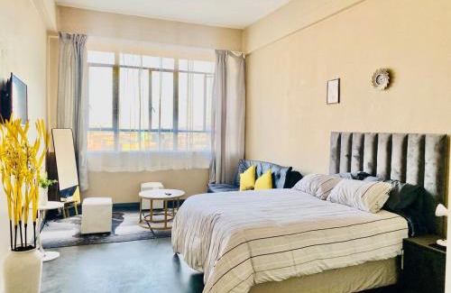 Downtown Johannesburg Apartment | Maboneng CBD Comforts