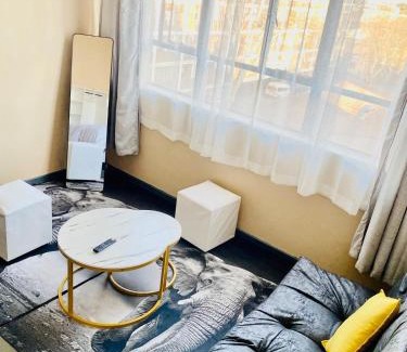 Downtown Johannesburg Apartment | Maboneng CBD Comforts