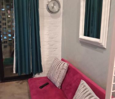 Downtown Johannesburg Hotel | Maboneng City Building Free WiFi and Swimming pool