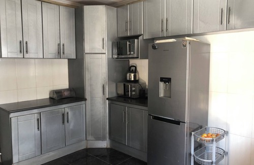 Masvingo House | “MABWE Residence 3mins from Great Zimbabwe Ruins