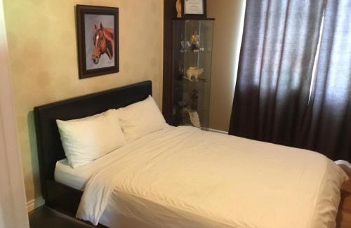 Ottawa Division Bed & Breakfast | Mac B&B