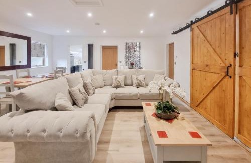Sudbury House | Mac Shack Cottage