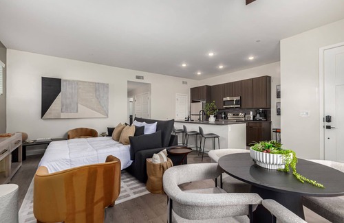 North Scottsdale Condo | Macallister Luxe 1008 | Close to Golf |Heated Pool