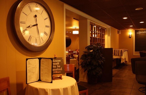 Nesquehoning Hotel | Macaluso's at the Lantern Lodge