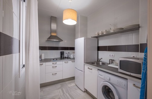 Doctor Barraquer-Grupo Renfe-Policlinico Apartment | MACARENA ACTIVE APARTMENT