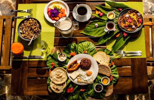 Carara Cabin | Macaw Lodge