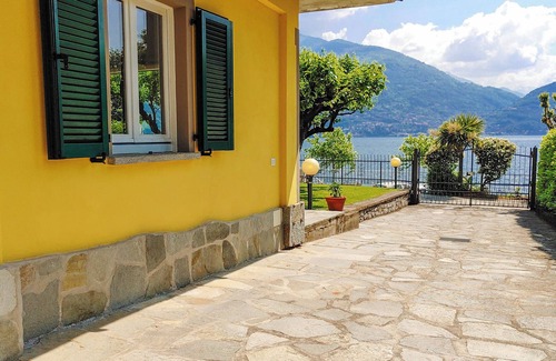 Acquaseria Apartment | Maccale Holiday flat by the Beach