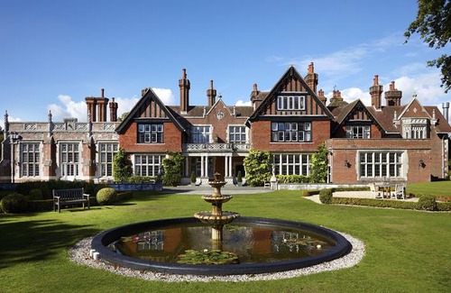 New Forest District Resort | Macdonald Elmers Court Resort