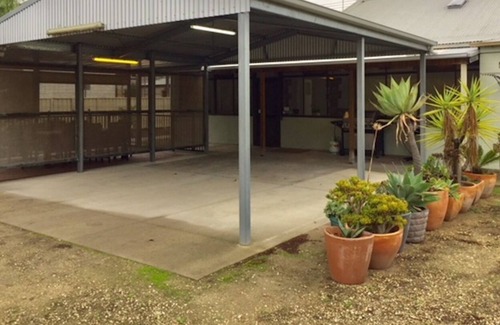 Naracoorte House | MacDonnell House Naracoorte